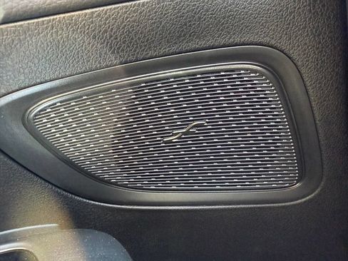 Used 2025 Mercedes-Benz C 300 Sedan image 21