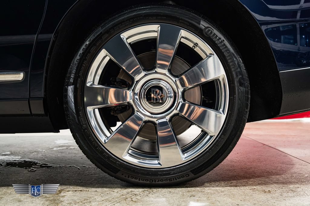 Used 2023 Rolls-Royce Cullinan w/ Cullinan Package AWD/4WD image 18