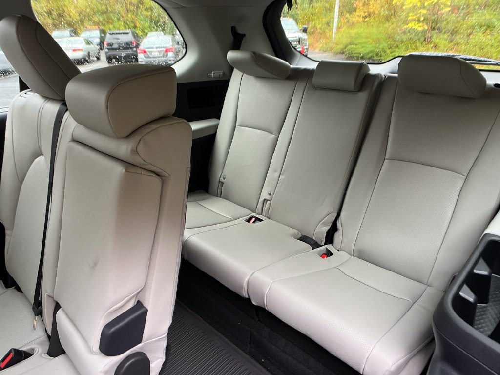 New 2026 Toyota Grand Highlander XLE FWD image 22