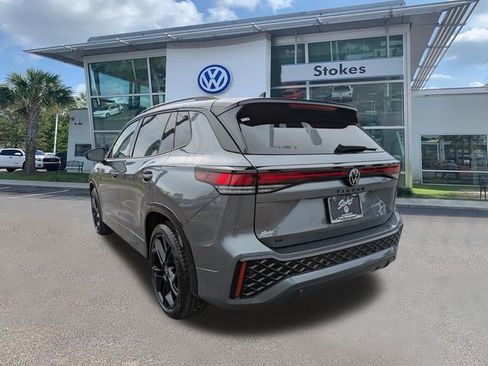 New 2026 Volkswagen Tiguan SE R-Line FWD image 6