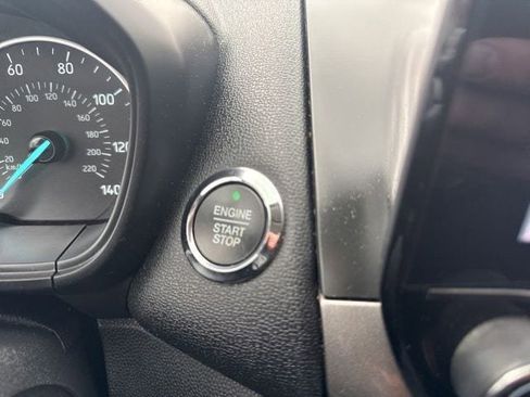 Used 2020 Ford EcoSport SE w/ SE Convenience Package image 24