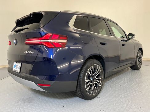 Used 2026 BMW X3 xDrive30 w/ Premium Package image 9