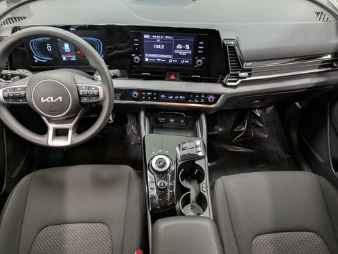 Certified 2024 Kia Sportage LX image 23