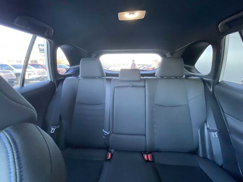 Used 2024 Toyota RAV4 SE image 19