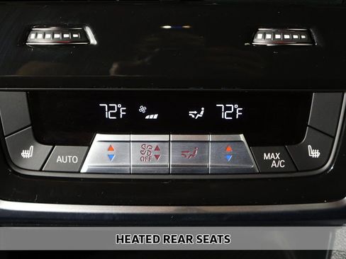 Used 2024 BMW XM AWD/4WD image 9