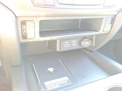 Used 2025 Honda Passport TrailSport image 30