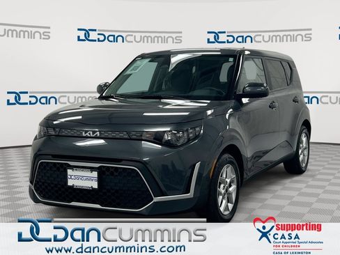 Used 2023 Kia Soul LX w/ LX Technology Package FWD image 1