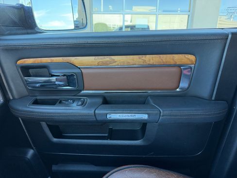 Used 2013 RAM 1500 Laramie Longhorn w/ Convenience Group AWD/4WD image 16