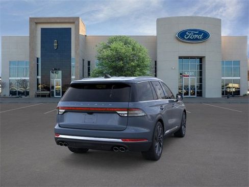 New 2026 Lincoln Aviator Reserve image 8