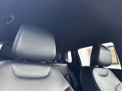 Used 2024 Jeep Compass Latitude w/ Convenience Group image 20