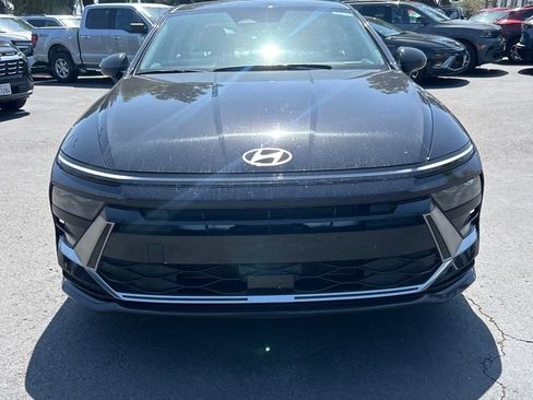 Used 2025 Hyundai Sonata SEL FWD image 4