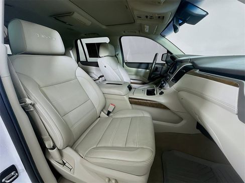 Used 2019 GMC Yukon Denali w/ Denali Ultimate Package image 12