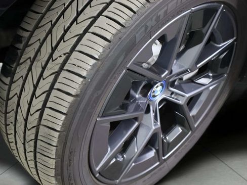 Used 2023 BMW i4 eDrive35 w/ Premium Package RWD image 35