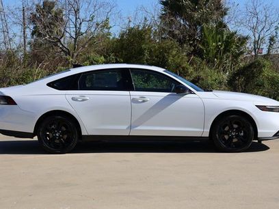 New 2025 Honda Accord SE