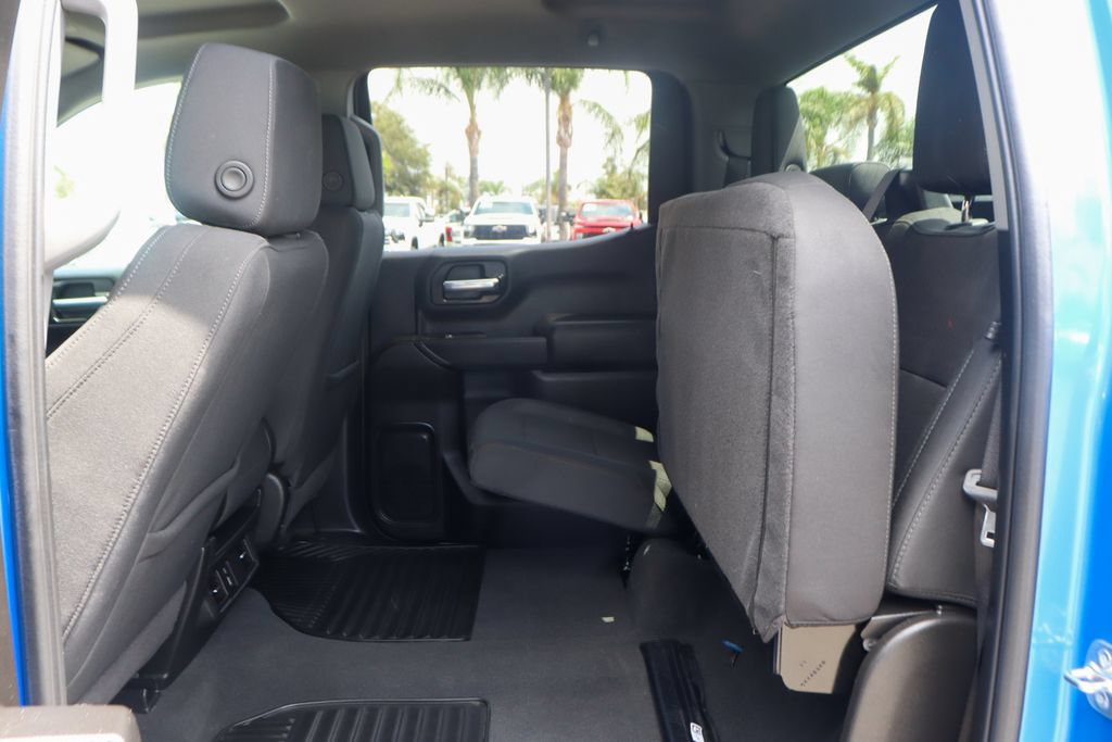 Used 2025 Chevrolet Silverado 1500 Custom w/ Turbomax Blackout Package AWD/4WD image 30