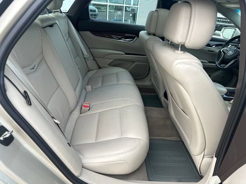 Used 2014 Cadillac XTS Luxury w/ Driver Awareness Package FWD image 26