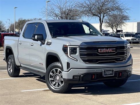 Used 2024 GMC Sierra 1500 AT4 w/ Technology Package image 2