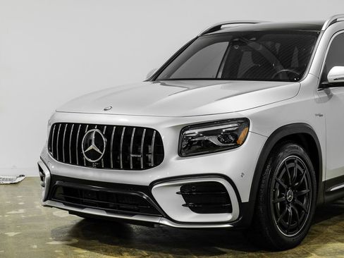 Used 2024 Mercedes-Benz GLB 35 AMG 4MATIC image 6