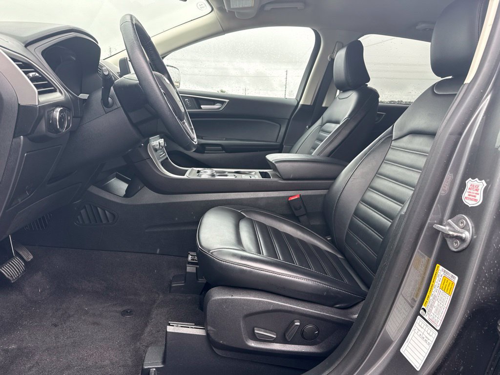 Used 2024 Ford Edge SEL AWD/4WD image 6