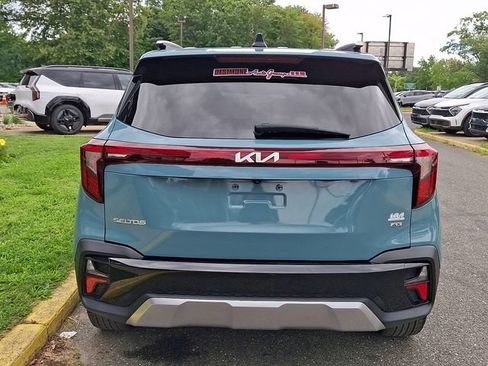 Certified 2024 Kia Seltos EX AWD/4WD image 5