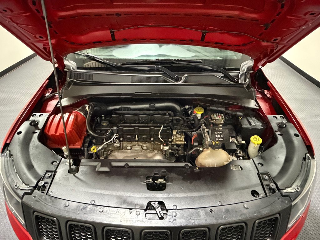 Used 2021 Jeep Compass Trailhawk AWD/4WD image 17