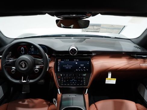 New 2026 Maserati GranCabrio Modena image 13