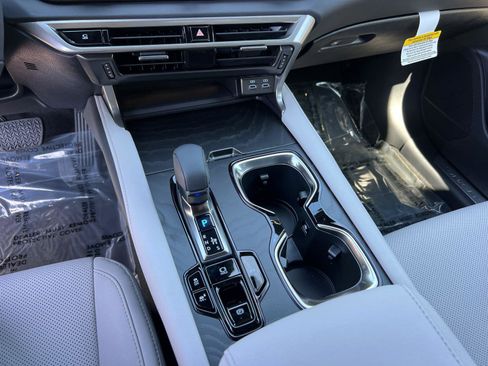 New 2026 Lexus RX 350h AWD/4WD image 25