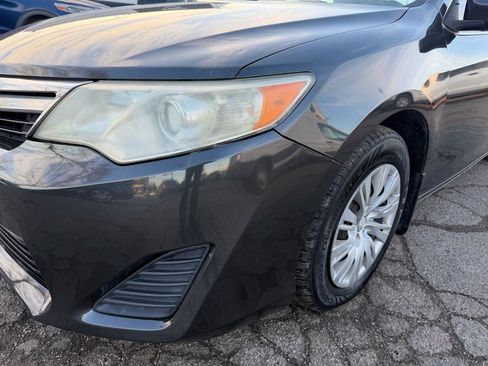 Used 2012 Toyota Camry LE image 14