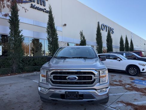 Used 2023 Ford F150 XLT w/ XTR Package image 2