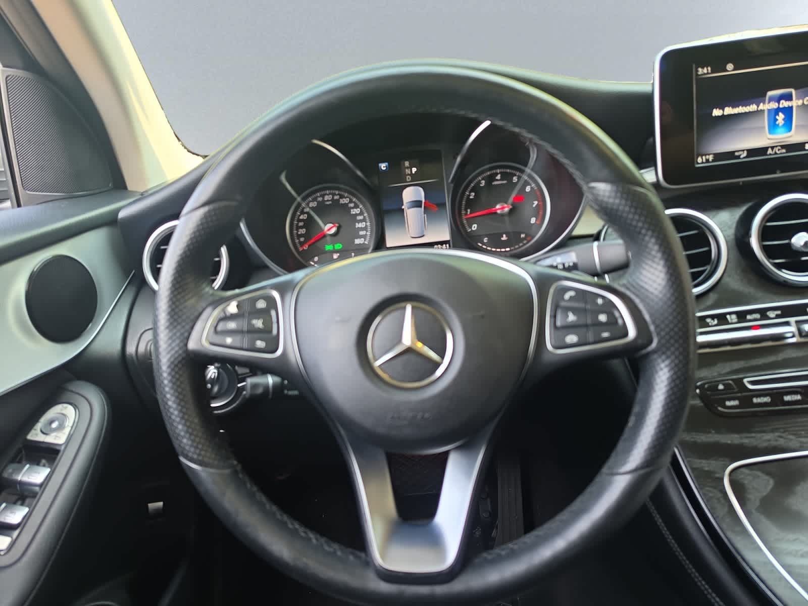 Used 2019 Mercedes-Benz GLC 300 4MATIC w/ Premium Package image 17