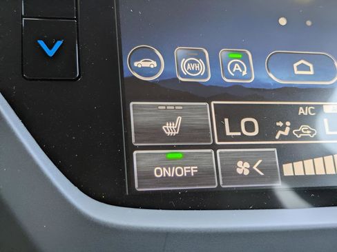 Certified 2026 Subaru Forester Premium AWD/4WD image 23