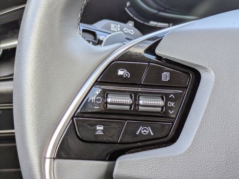 Certified 2024 Kia Niro EX Touring image 30