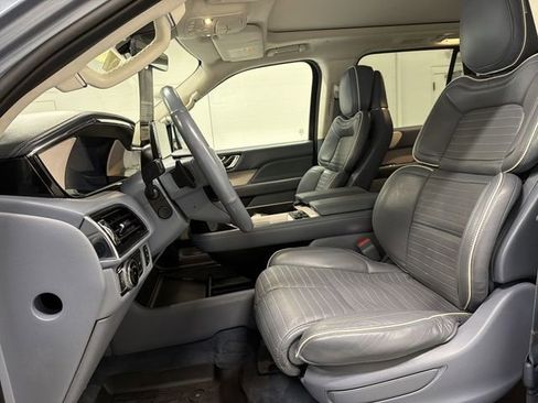 Used 2021 Lincoln Navigator Black Label image 22