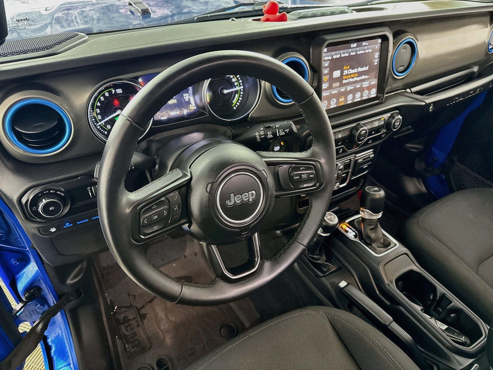 Used 2023 Jeep Wrangler Unlimited w/ Cold Weather Group AWD/4WD image 23