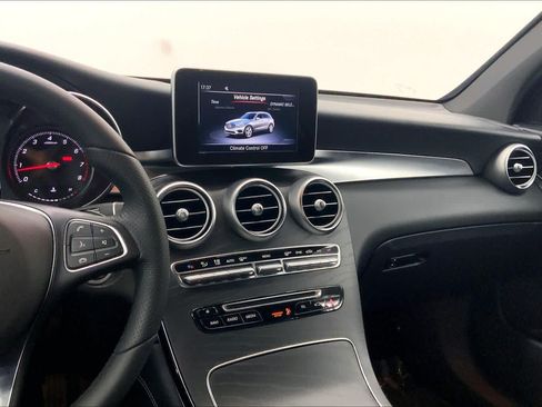 Used 2018 Mercedes-Benz GLC 300 image 25