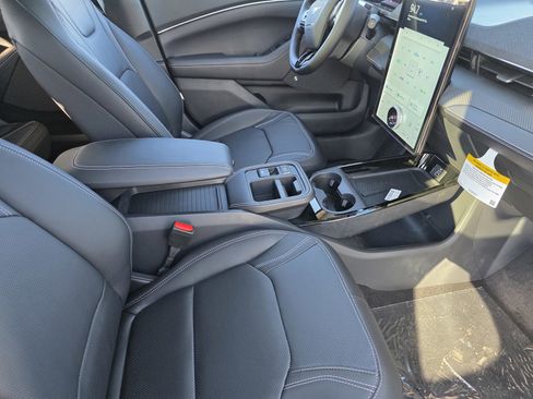 New 2025 Ford Mustang Mach-E Premium image 15