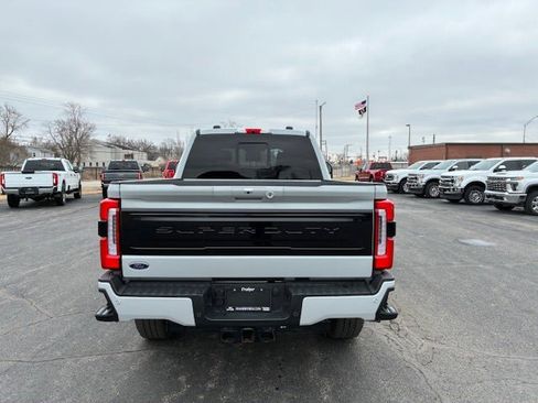 Used 2025 Ford F250 Platinum AWD/4WD image 4