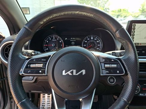 Used 2023 Kia Forte GT-Line w/ GT-Line Premium Package FWD image 23