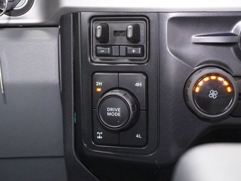 Used 2026 Ford F250 XL w/ FX4 Off-Road Package AWD/4WD image 17