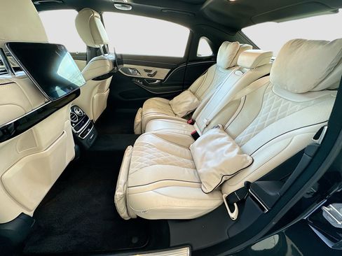 Used 2020 Mercedes-Benz Maybach S 650 image 25