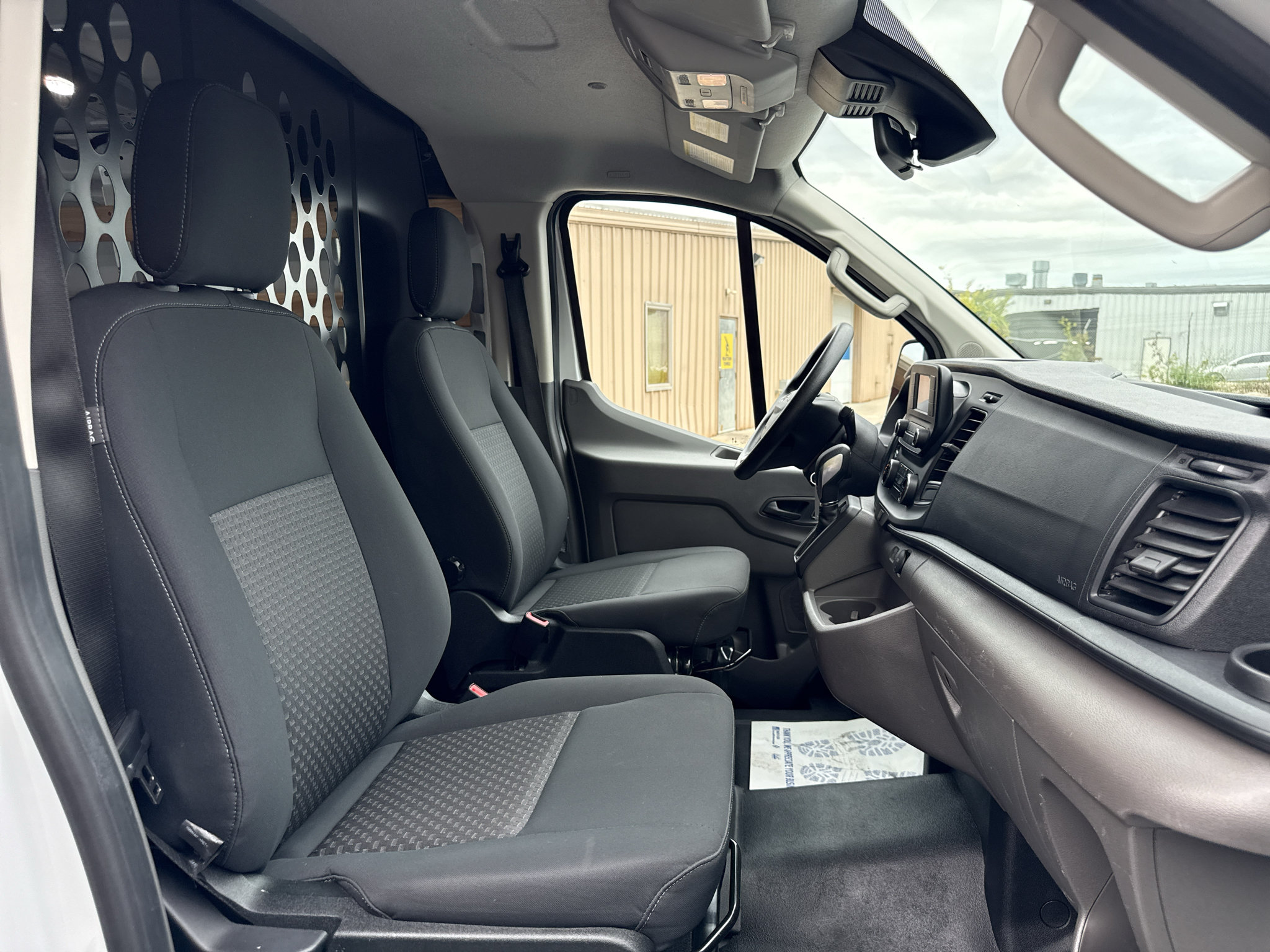 Used 2025 Ford Transit 250 Low Roof w/ Exterior Upgrade Package RWD image 29