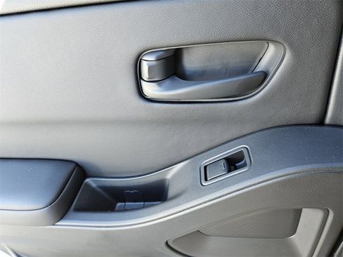 New 2026 Nissan Frontier SV w/ SV Convenience Package image 6