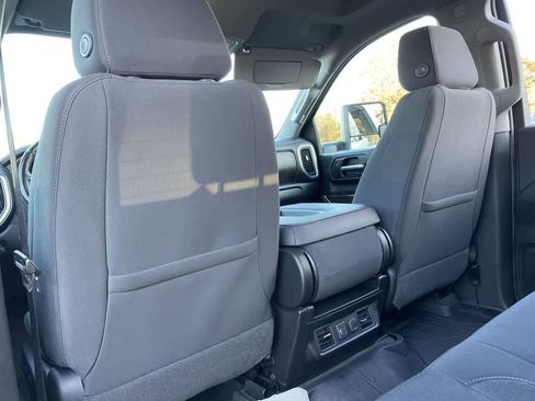 Used 2022 GMC Sierra 2500 SLE w/ SLE Value Package; image 20
