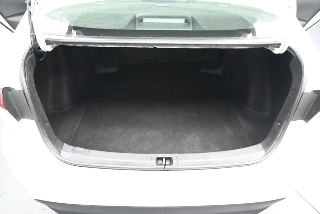 Used 2024 Toyota Corolla LE FWD image 24