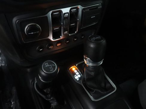 Used 2019 Jeep Wrangler Unlimited Sport S image 30