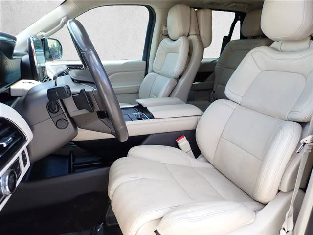 Used 2021 Lincoln Navigator L Reserve w/ Luxury Package AWD/4WD image 13