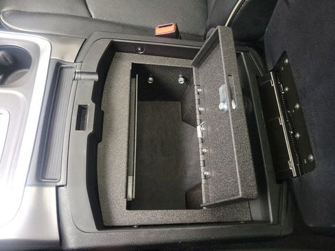 Used 2017 RAM 3500 Laramie Longhorn image 33