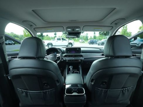 Used 2022 Kia Telluride EX w/ EX Premium Package FWD image 27