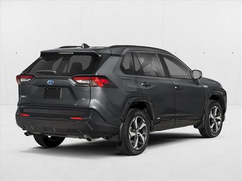 New 2025 Toyota RAV4 SE image 2