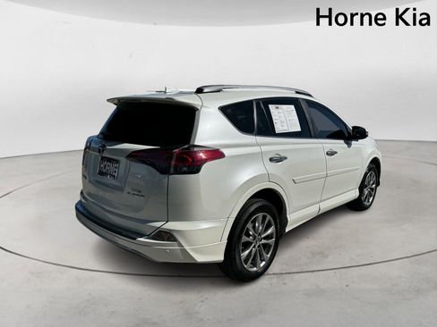 Used 2017 Toyota RAV4 Platinum image 4